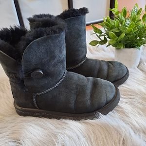 UGGS Girls Winter Boots